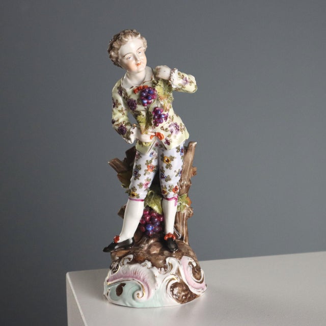 German Porcelain Figurine from Volkstedter Manufactory For Sale - Image 10 of 10