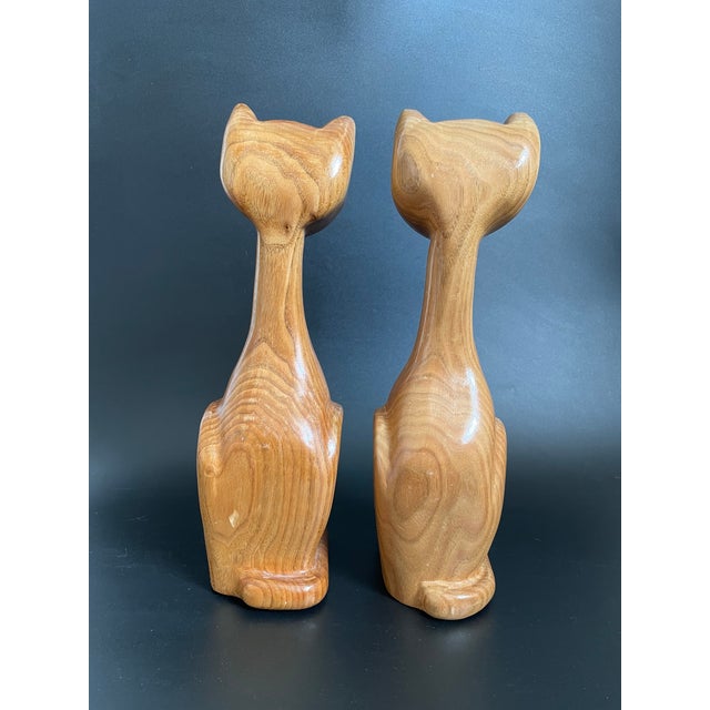 A Pair of Hand Carved Wooden Cats in Mid Century Modern Style For Sale - Image 4 of 13