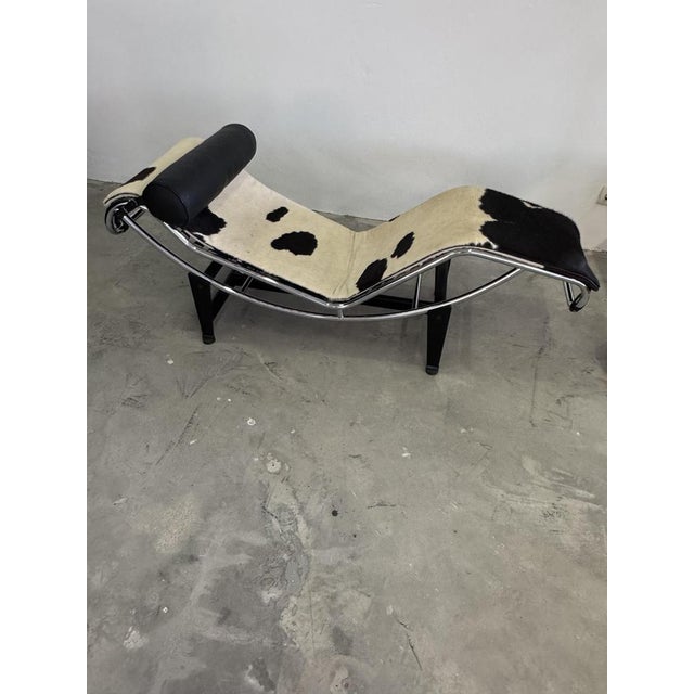 LC4 Chaise Longue in Fur by Le Corbusier for Cassina, 1970s For Sale - Image 15 of 18