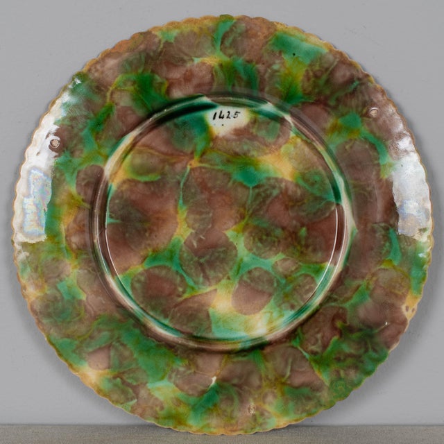 George Jones George Jones Majolica Plate, Grapevine Pattern, English, Circa 1865 For Sale - Image 4 of 5