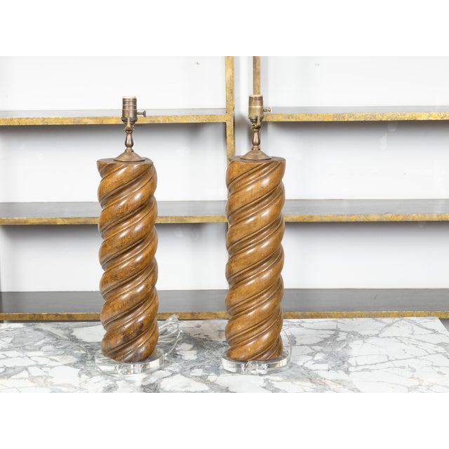 Mid 20th Century Mid 20th Century French Midcentury Twisted Solomonic Column Style Table Lamps on Lucite - Pair For Sale - Image 5 of 8