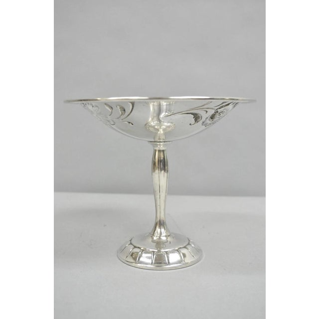 Antique Victorian Floral Repousse Wma Rogers Silver Plated Footed Compote Dish For Sale - Image 10 of 11