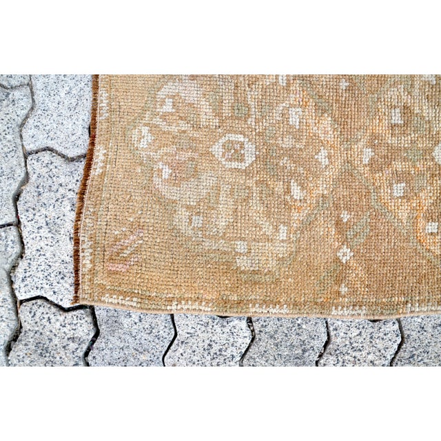 Vintage Mid Century Turkish Rug For Sale - Image 4 of 6