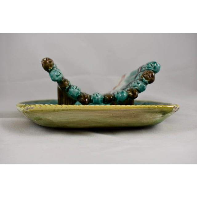 Cerulean 19th Century English Majolica Ocean Waves Asparagus Server Cradle For Sale - Image 8 of 11