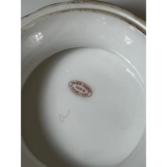 Late 19th Century Paris Porcelain Service, 1880, Set of 35 For Sale - Image 5 of 18