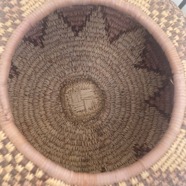 Mid 20th Century Southwestern Coiled Olla Basket - Pima / Papago Style Pictographic Hearts For Sale - Image 6 of 12