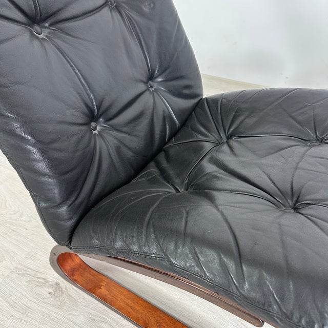 Kengu-Chairs by Elsa & Nordahl Solheim – A Pair For Sale In New York - Image 6 of 8