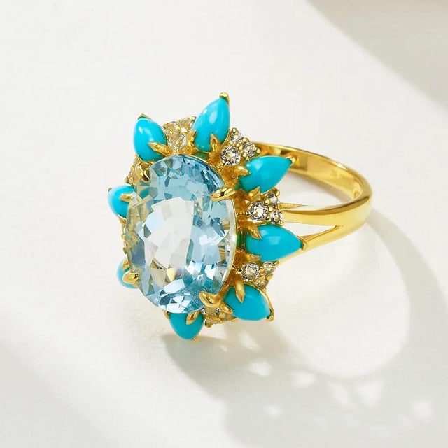 Contemporary Kai Blue Topaz Turquoise Aquamarine Cocktail Ring in 14k Gold Ring, size 8.5 For Sale - Image 3 of 12