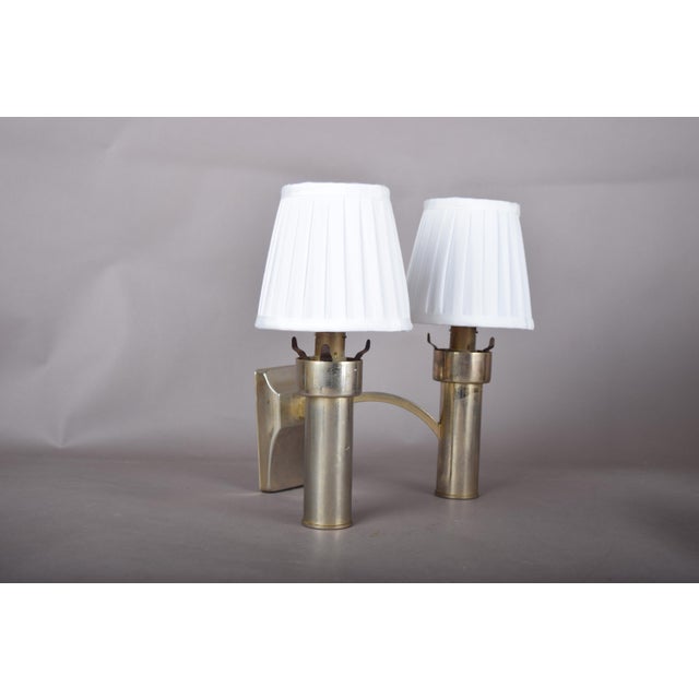 1950s Modernist 2-Light Wall Sconce in Brass-Toned Metal with White Pleated Shades, 1950s For Sale - Image 5 of 5