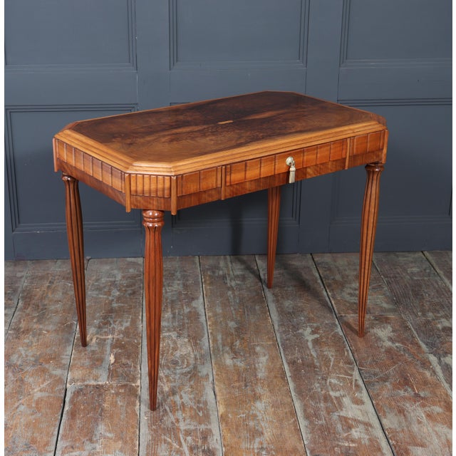 Art Deco Walnut Writing Table with Satinwood Inlay, 1925 For Sale - Image 9 of 18