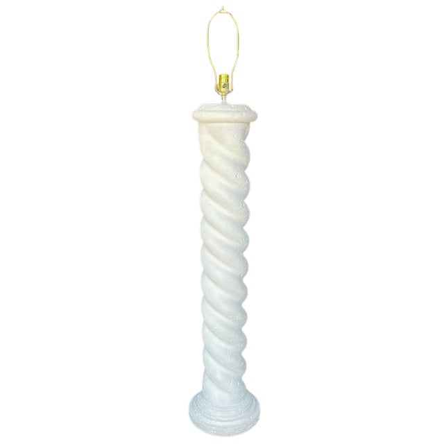 Contemporary 1980s White Plaster Twisted Spiral Column Floor Lamp in the Style of Michael Taylor, John Dickinson & Serge Roche and Lattice-Print Pagoda Lampshade For Sale - Image 3 of 6