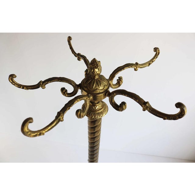Italian Hollywood Regency Brass and Marble Hall Tree Coat Rack with Twisted Column, 1950s For Sale - Image 4 of 14