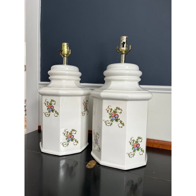 Chinoiserie Pair of Monumental Delft Style Porcelain Tea Caddy Lamps For Sale - Image 3 of 11
