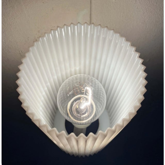 Ivory Mid-Century Modern Minimalist Wall Lamp from Erco, Germany, 1960s For Sale - Image 8 of 18