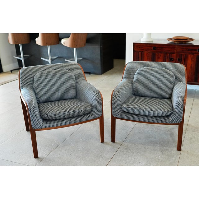 Mid-Century Modern Pair of Bill Stephens Knoll Model 1315 Lounge Chairs | Newly Upholstered in Rare Nos Vintage Knoll Kampala Fabric For Sale - Image 3 of 14
