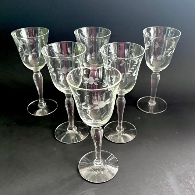 Glass Vintage Etched Floral Wine Glasses, Set of 6, Mid-Century Barware For Sale - Image 7 of 9
