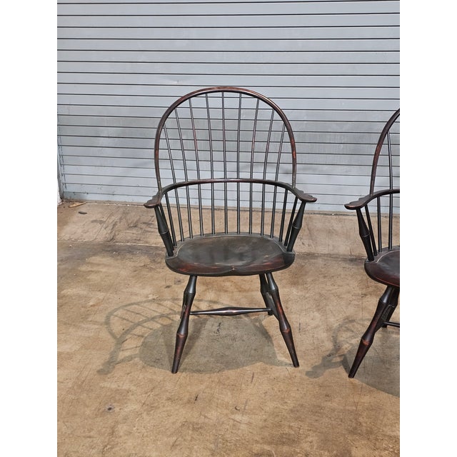 American Late 20th Century Pair of d.r. Dimes Sack Back Windsor Arm Chairs Bench Made Black Crackle Finish For Sale - Image 3 of 9