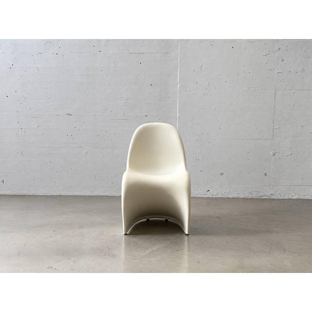 White Panton Chair by Verner Panton from Vitra, 2008 For Sale - Image 12 of 15