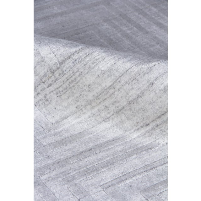 2020s Exquisite Rugs Chesterfield Hand Loom Bamboo Silk Ivory - 6'x9' For Sale - Image 5 of 9