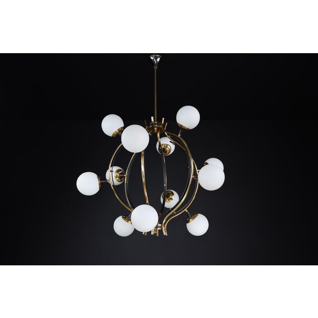 Black Mid-Century Chandelier in Brass and 12 Opaline Globes from Stilnovo, Italy 1950s For Sale - Image 8 of 17