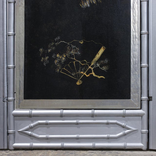 Vintage Chinoiserie Four-Panel Folding Screen – Hand-Painted Floral Motif With Silver Faux Bamboo Frame For Sale - Image 10 of 15