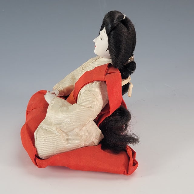 Japanese Antique Japanese Hina Matsuri Court Lady Doll Gofun Silk Kimono 5.5” For Sale - Image 3 of 18