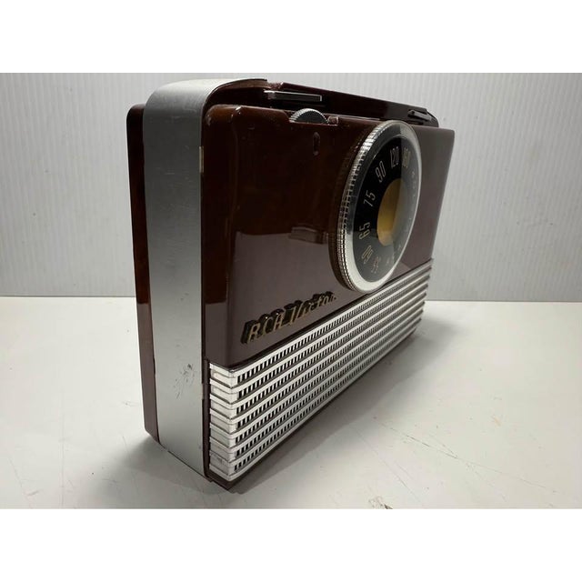 Plastic Vintage 1950s Rca Victor B-411 Portable Tube Radio | Atomic Mid-Century Decor | Untested For Sale - Image 7 of 9