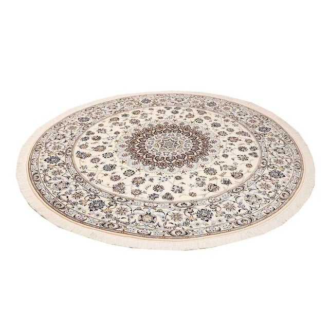 Nain Hand-Knotted Rug in Virgin Wool For Sale - Image 3 of 11