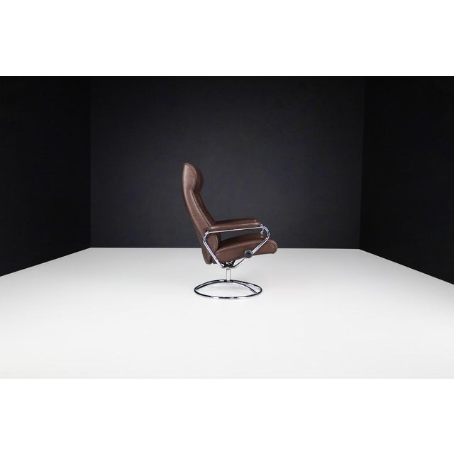 Vintage Scandinavian Leather Lounge Chair from Ekornes Stressless, 1980 For Sale - Image 3 of 13