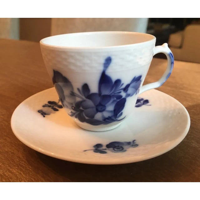 Traditional Royal Copenhagen "Blue Flower" Cups & Saucers Set- 12 Pieces For Sale - Image 3 of 8