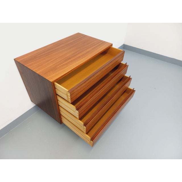 1960s Mid-Century Scandinavian Modernist Style Chest of Drawers in Rosewood and Black Metal, 1960s For Sale - Image 5 of 15