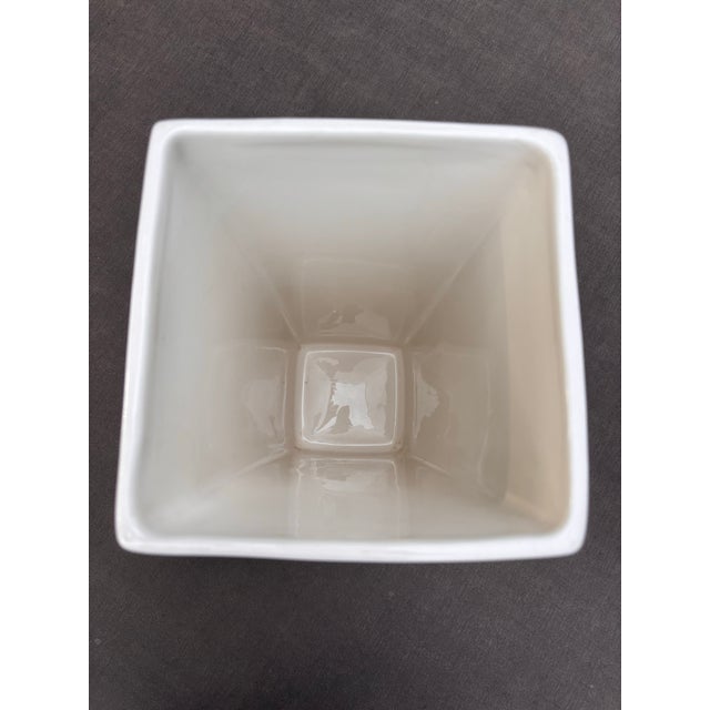 Vintage Pottery Barn Large Glossy White Geometric Ceramic Vase – Modern Minimalist Sculptural Vessel For Sale - Image 12 of 12