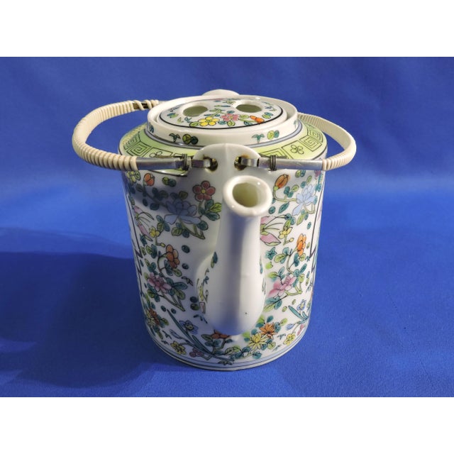 Ceramic Mid 20th Century Chinese Famille Rose Hand Painted Lotus Leaf Cartouche Design Porcelain Tea Pot For Sale - Image 7 of 11