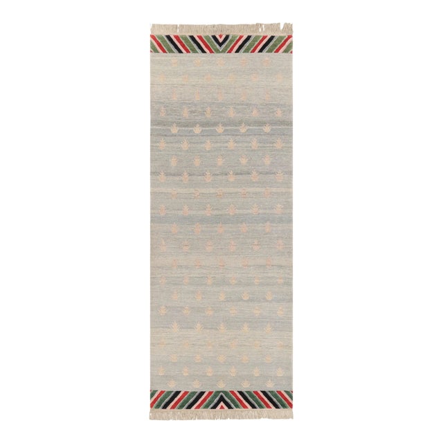 Rug & Kilim’s Custom Geometric Silver-Gray and Green Wool Runner – “youngste” For Sale