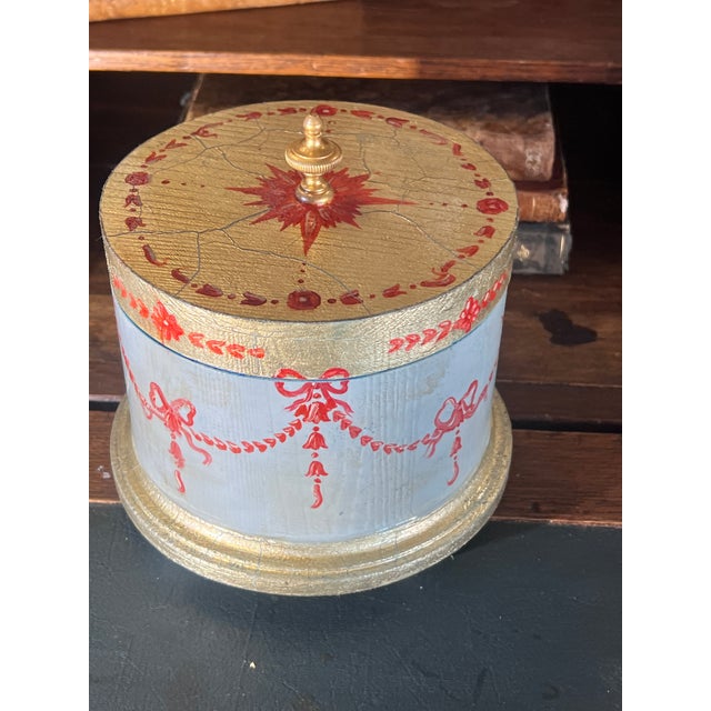 Wood Round French Louis XVI Style Vintage Handpainted and Gilded Box With Velvet Interior For Sale - Image 7 of 8