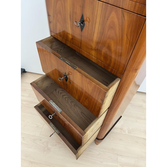 Biedermeier Five-Drawer Chiffonier in Cherry Veneer, South Germany, 1830s For Sale - Image 18 of 18