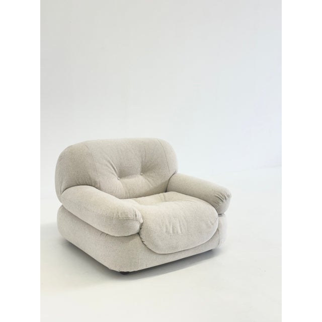 Mid-Century Modern Sapporo Chair in Crème Beige by Mario Marenco for Mobil Girgi, 1970s For Sale - Image 3 of 13