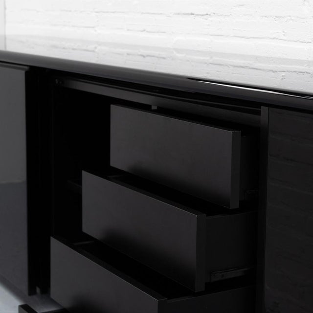Italian High-Gloss Sideboard, 1980s For Sale - Image 9 of 18