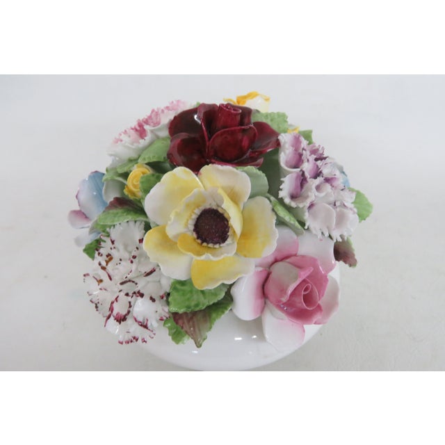 Royal Doulton England Bone China Floral Posy Mixed Flowers in Footed Bowl 5016b For Sale - Image 18 of 18