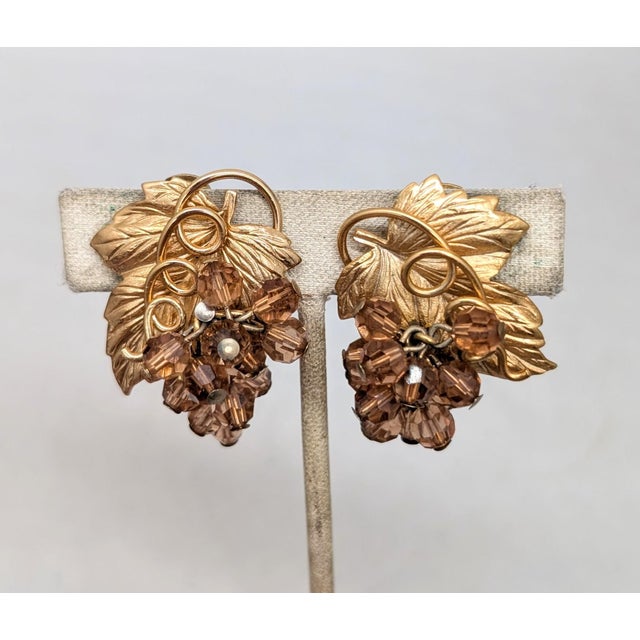 1960s Vintage 1960s Signed Napier Goldtone Faux-Topaz Grape Cluster Dangle Clip Earrings-2 Pieces For Sale - Image 5 of 9