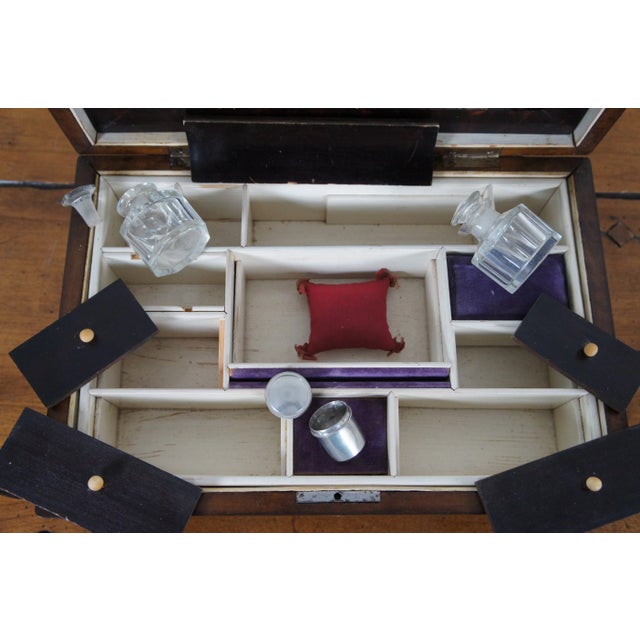 Brown Mid 20th Century Antique English Victorian Walnut Burl Inlaid Campaign Box For Sale - Image 8 of 12