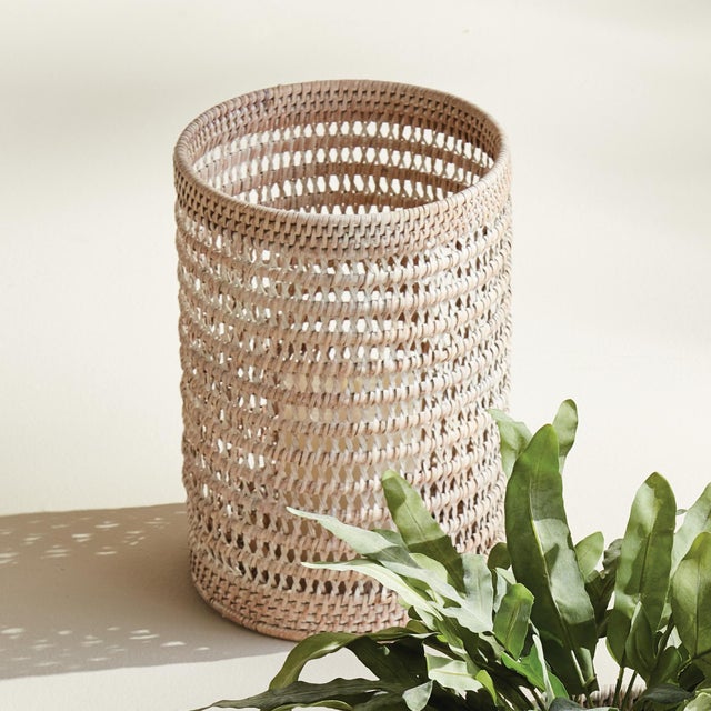 Early 21st Century Burma Rattan Hurricane Large For Sale - Image 5 of 5