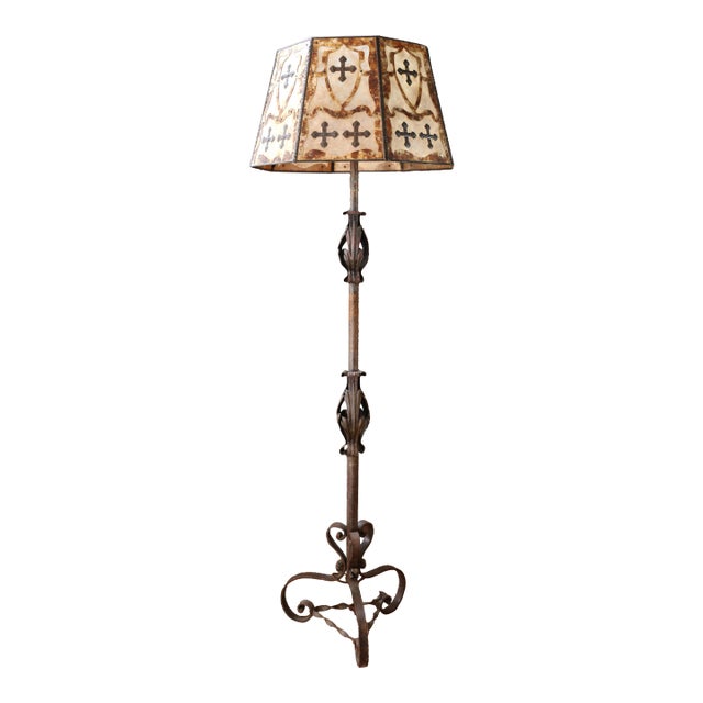 Early 20th Century Spanish Revival Hand-Wrought Iron Floor Lamp With Mica Shade & Copper Cross Motif For Sale