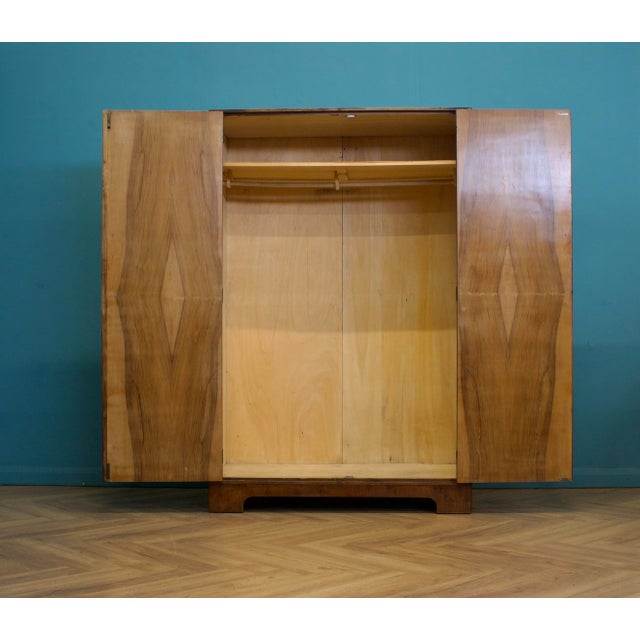 Art Deco Wardrobe in Walnut, 1930s For Sale - Image 4 of 10