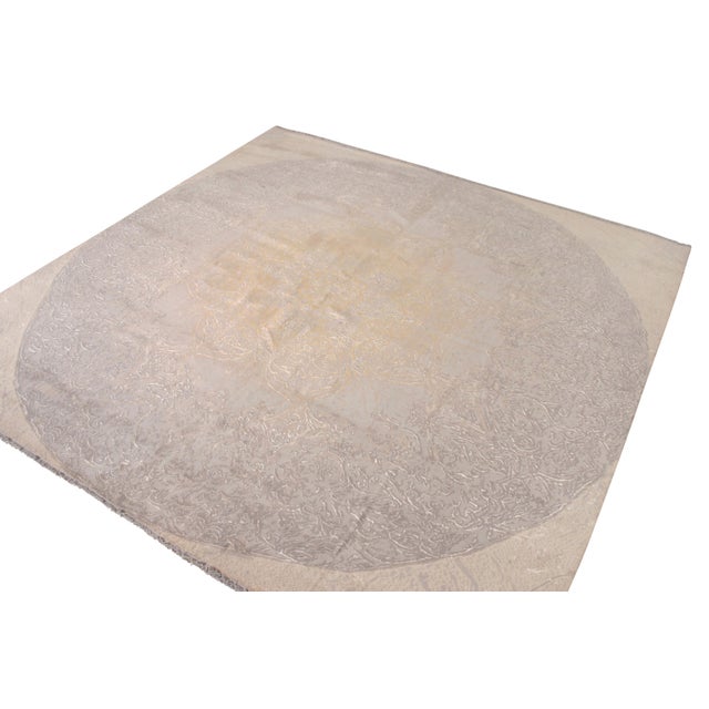 Modern Rug & Kilim’s Modern Rug Square Rug, Beige and Gray Floral Medallion "Rose" For Sale - Image 3 of 6