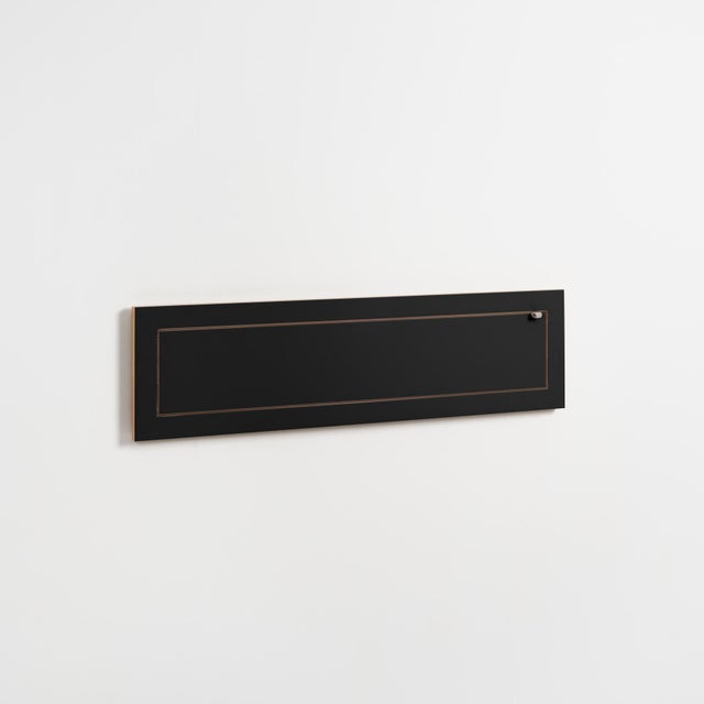 Probably the longest folding shelf in the world. Light as a feather, the panorama shelf appears in the Fläpps universe. As...