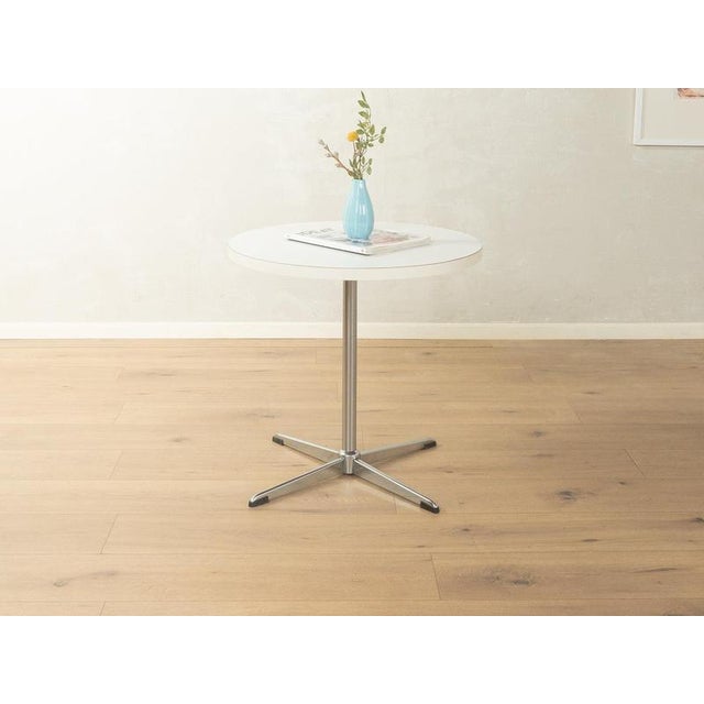 1970s Bistro Table Very good workmanship High-quality materials Made in Germany Depth: 60 cm Width: 60 cm Height: 58 cm...