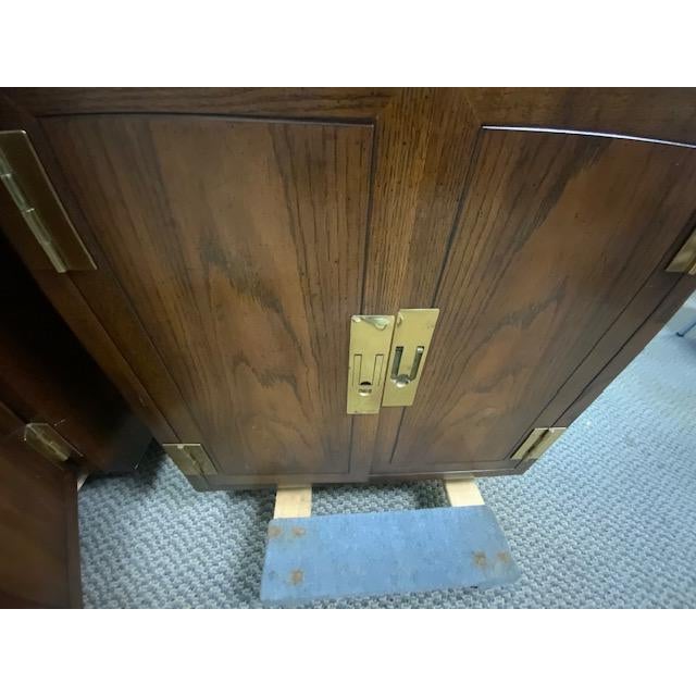 Henredon A Pair of Vintage Henredon Cabinets in Campaign Style For Sale - Image 4 of 17