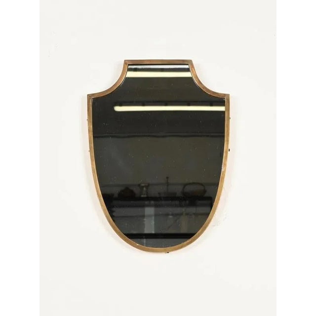 Italian Brass Shield-Shaped Mirror by Gio Ponti, 1950s For Sale - Image 11 of 14