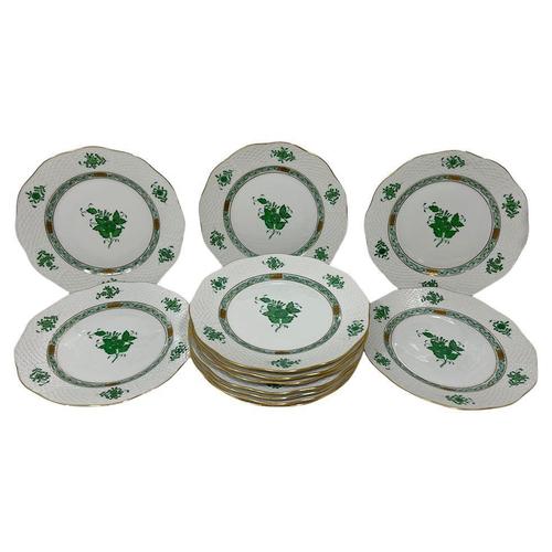 1980s Chinese Bouquet Apponyi Green Dinner Plates from Herend, 1980s, Set of 12 For Sale - Image 5 of 5